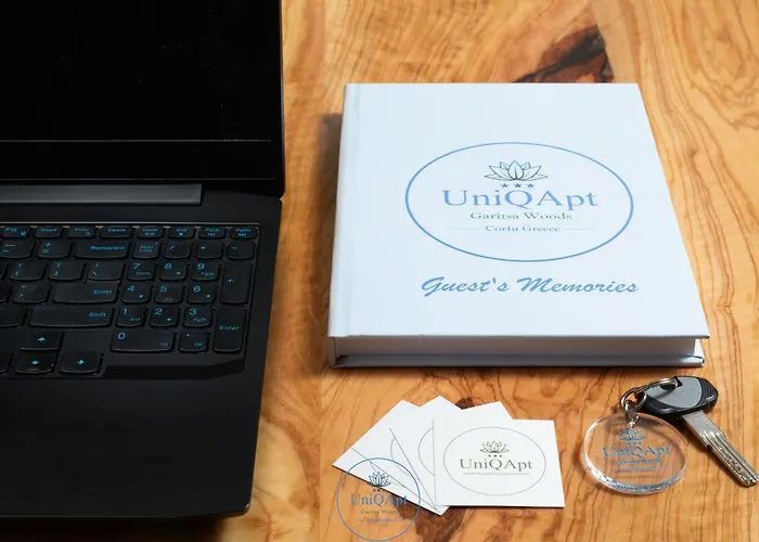 Uniqapt Garitsa Woods