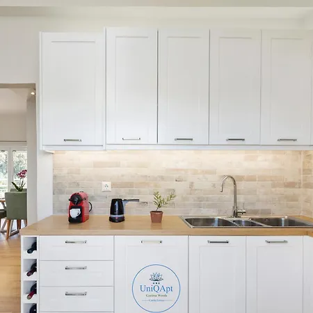 Apartment Uniqapt Garitsa Woods *